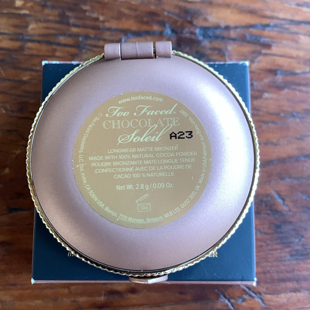 Too faced matte bronzer - Picture 4 of 5